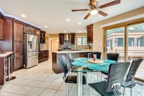 1560 Creekside Dr, Hoffman Estates, IL 60169 photo 7