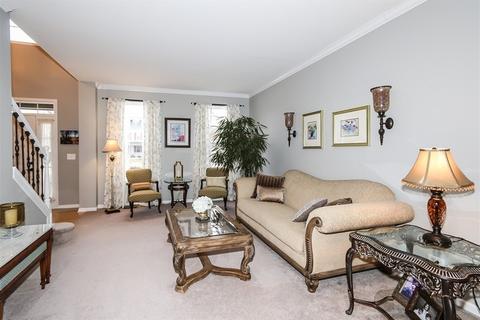 1536 Old Forge Rd, Bartlett, IL 60103 photo 5