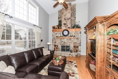 1536 Old Forge Rd, Bartlett, IL 60103 photo 8