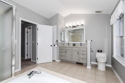 1536 Old Forge Rd, Bartlett, IL 60103 photo 27