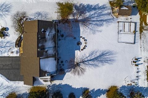 1536 Old Forge Rd, Bartlett, IL 60103 photo 3