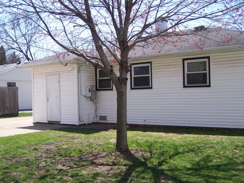 2404 Kirchoff Rd, Rolling Meadows, IL 60008 photo 10