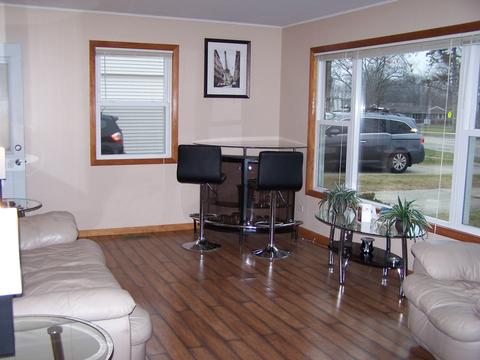 2404 Kirchoff Rd, Rolling Meadows, IL 60008 photo 7