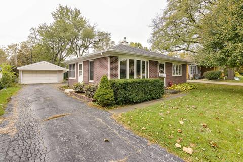 3601 Kingfisher Ln, Rolling Meadows, IL 60008 photo 1