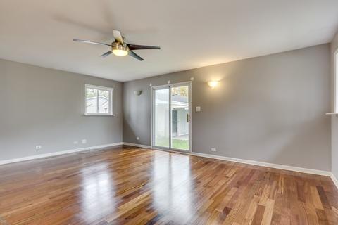 3601 Kingfisher Ln, Rolling Meadows, IL 60008 photo 10