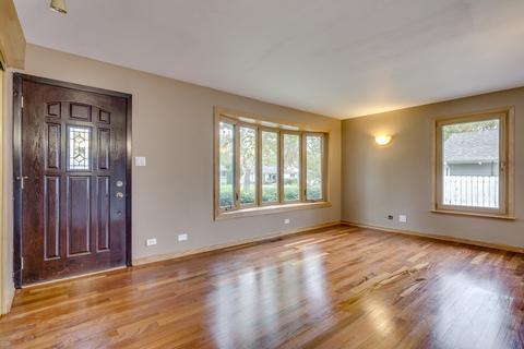 3601 Kingfisher Ln, Rolling Meadows, IL 60008 photo 3