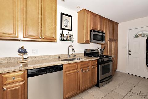 276 Maureen Dr, Wheeling, IL 60090 photo 12