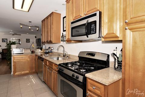 276 Maureen Dr, Wheeling, IL 60090 photo 10