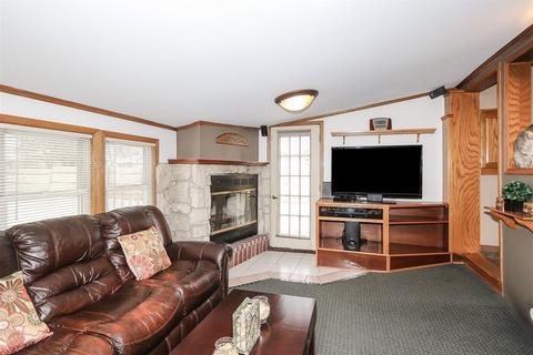 585 Geronimo St, Hoffman Estates, IL 60169 photo 21