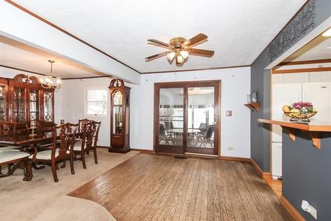 585 Geronimo St, Hoffman Estates, IL 60169 photo 18