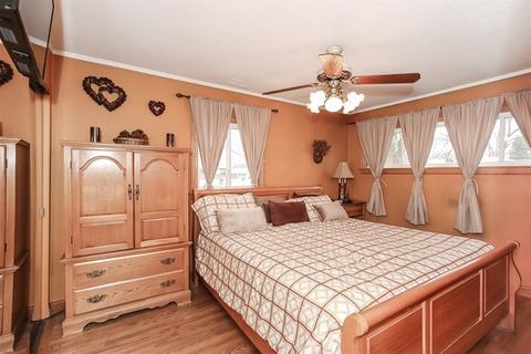 585 Geronimo St, Hoffman Estates, IL 60169 photo 22