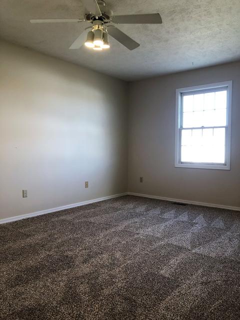 34 Rounds Rd, Bloomington, IL 61704 photo 18
