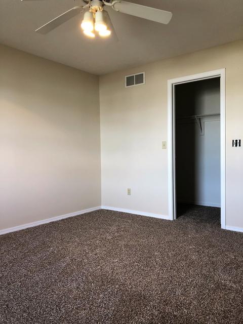 34 Rounds Rd, Bloomington, IL 61704 photo 24