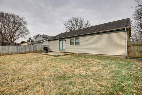 1007 Pinecrest Dr, Rantoul, IL 61866 photo 5