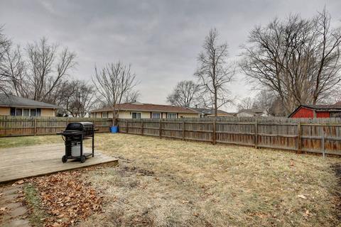 1007 Pinecrest Dr, Rantoul, IL 61866 photo 7
