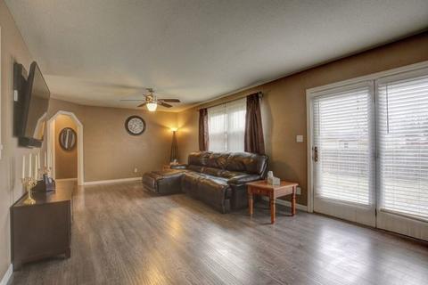 1007 Pinecrest Dr, Rantoul, IL 61866 photo 17