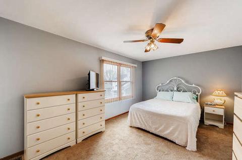 637 Shenandoah Trl, Elgin, IL 60123 photo 16