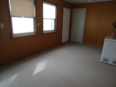 209 W 5th St, Gridley, IL 61744 photo 22