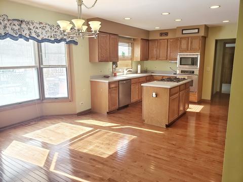 3380 Yorkshire Ct, Hoffman Estates, IL 60067 photo 10