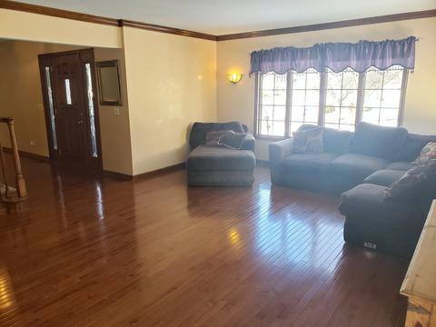 3380 Yorkshire Ct, Hoffman Estates, IL 60067 photo 3