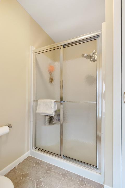 437 S 3rd St, West Dundee, IL 60118 photo 17