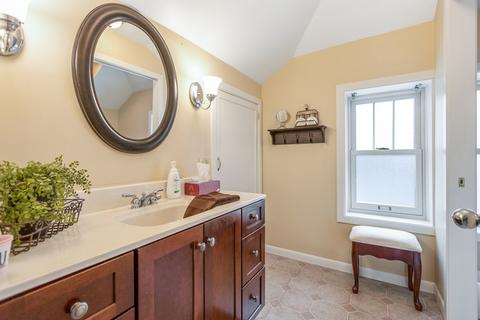 437 S 3rd St, West Dundee, IL 60118 photo 16