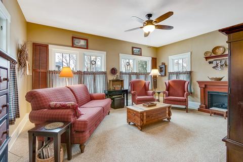437 S 3rd St, West Dundee, IL 60118 photo 11