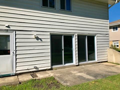 1345 Dennison Rd, Hoffman Estates, IL 60169 photo 3