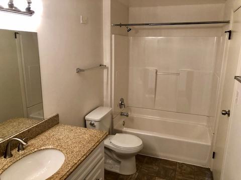 1345 Dennison Rd, Hoffman Estates, IL 60169 photo 7