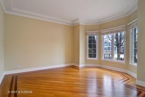 389 N Adele St, Elmhurst, IL 60126 photo 4