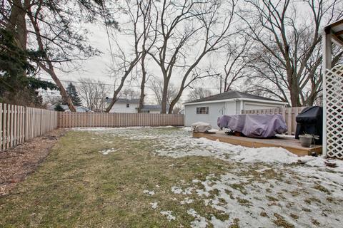 155 Saint Armand Ln, Wheeling, IL 60090 photo 24