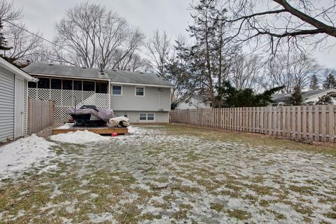 155 Saint Armand Ln, Wheeling, IL 60090 photo 21