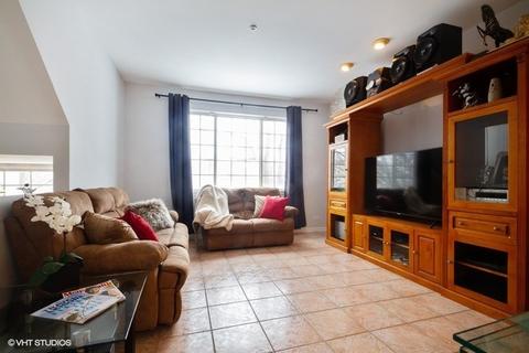 1686 Sienna Ct, Wheeling, IL 60090 photo 3
