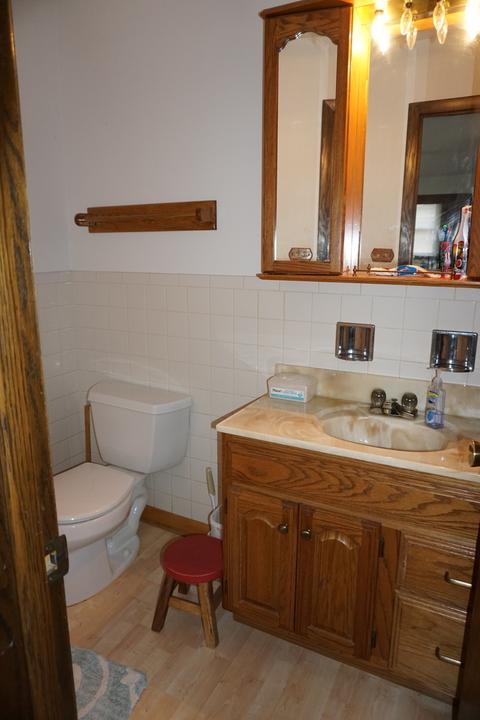 8450 S Octavia Ave, Bridgeview, IL 60455 photo 12