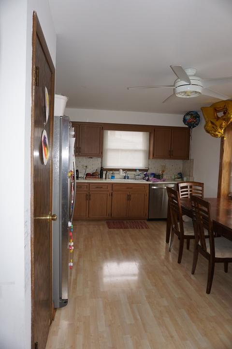 8450 S Octavia Ave, Bridgeview, IL 60455 photo 9