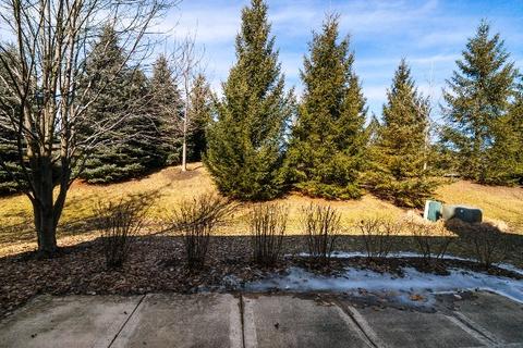 2742 Summit Dr, Glenview, IL 60025 photo 11
