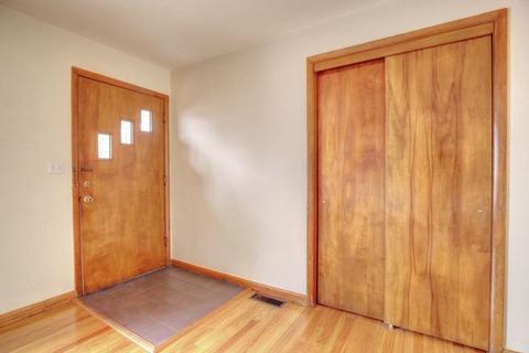 815 Breen Dr, Champaign, IL 61820 photo 10