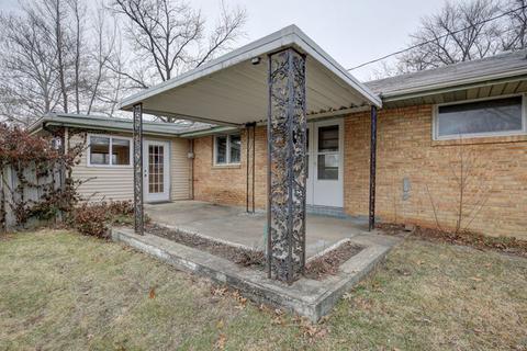 815 Breen Dr, Champaign, IL 61820 photo 7