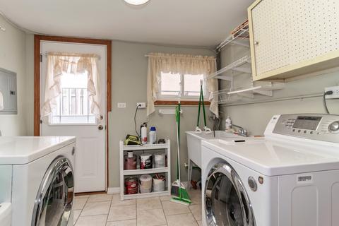 706 N Pine St, Mount Prospect, IL 60056 photo 14
