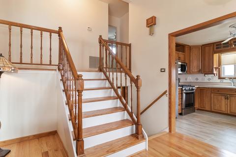 706 N Pine St, Mount Prospect, IL 60056 photo 8