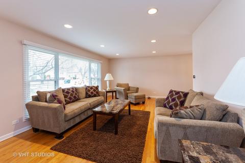 1900 Plainfield Dr, Des Plaines, IL 60018 photo 2