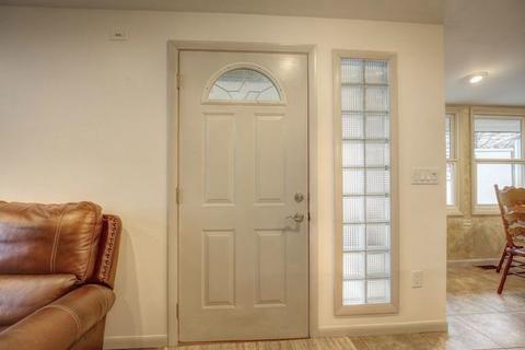 814 Breen Dr, Champaign, IL 61820 photo 8