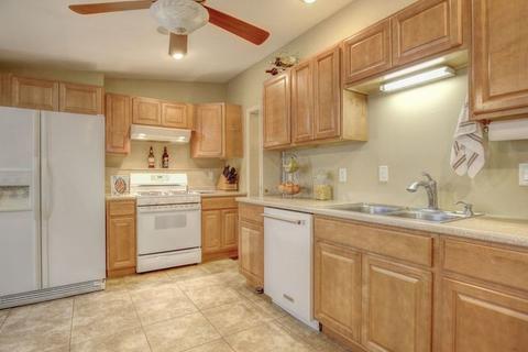 814 Breen Dr, Champaign, IL 61820 photo 14