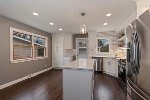 1019 Coolidge Ave, Wheaton, IL 60189 photo 4