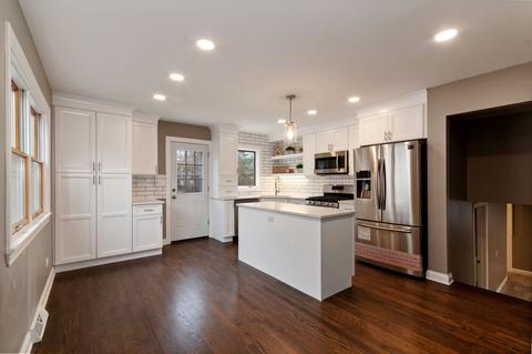 1019 Coolidge Ave, Wheaton, IL 60189 photo 2