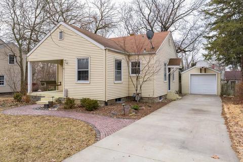 821 Normal Ave, Normal, IL 61761 photo 2