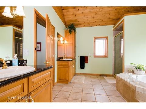 11411 Armory Rd, Hebron, IL 60034 photo 14