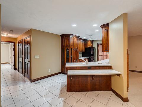 6 Silverberry Ct, Bloomington, IL 61704 photo 7