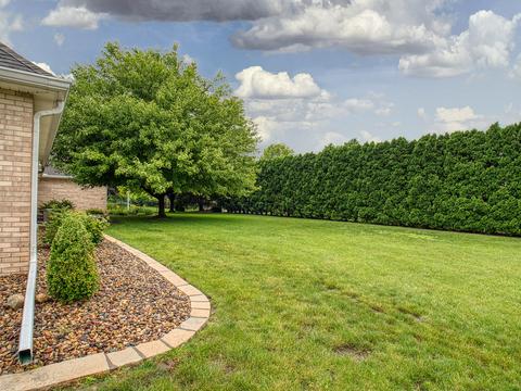 6 Silverberry Ct, Bloomington, IL 61704 photo 38