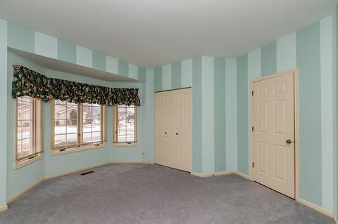 671 Rose Ln, Bartlett, IL 60103 photo 3